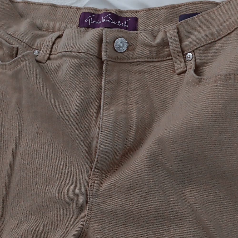Gloria Vanderbilt kaki jeans, sz 10